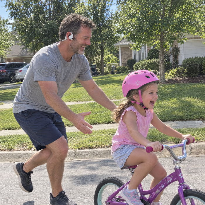 Customer photo: father and daughter with Wanderlens headphones